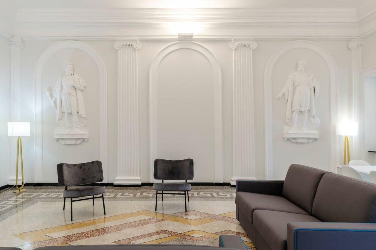 Joivy Elegant Flat For 7, In The Heart Of Appartamento Genova